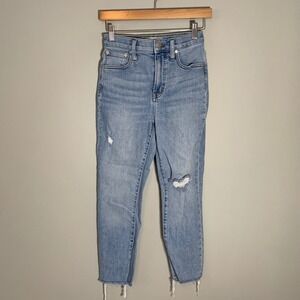 Madewell The Perfect Vintage Jean Light Wash Distressed Raw Hem 23P Style #MC494